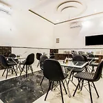 Fabhotel Olivia Suite